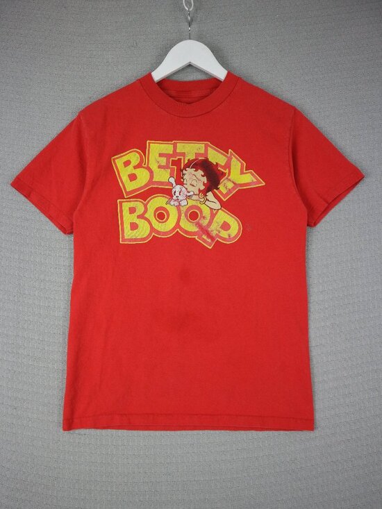 Betty Boop Tops - Betty Boop Graphic Tee Red Size Small